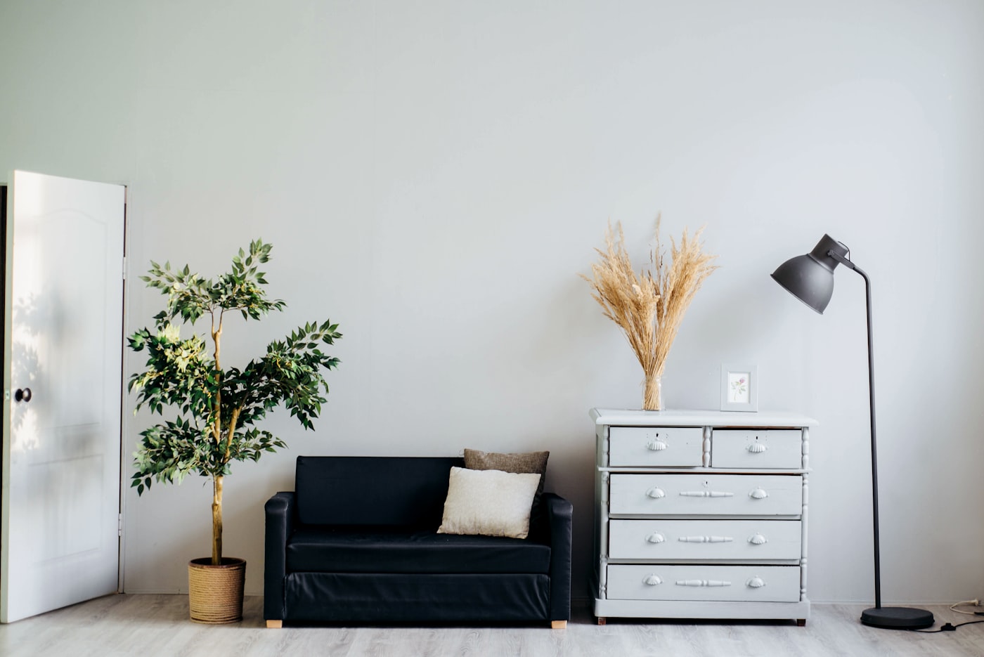 Family room — light oak LVP